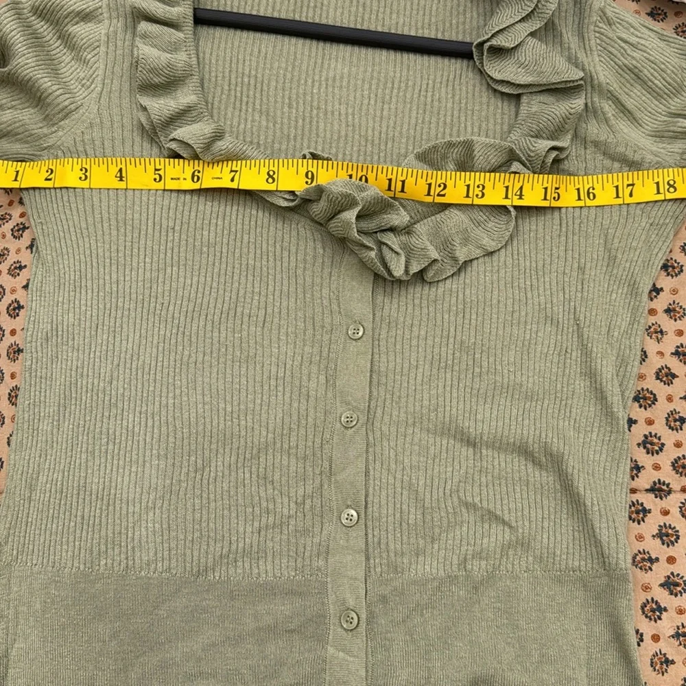 J. Crew green ruffle silk/cashmere blend button front ribbed cardigan size M